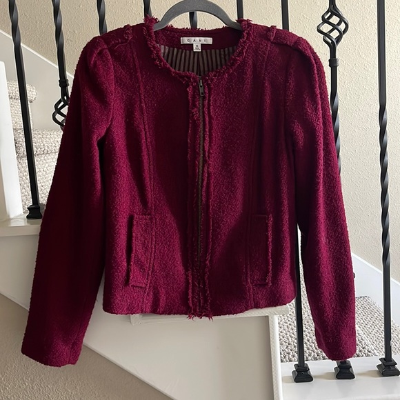 CAbi #530 Blazer Jacket Britt Boucle Merlot Blazer Burgundy Red Wool Blends Sz 6 - Picture 2 of 12